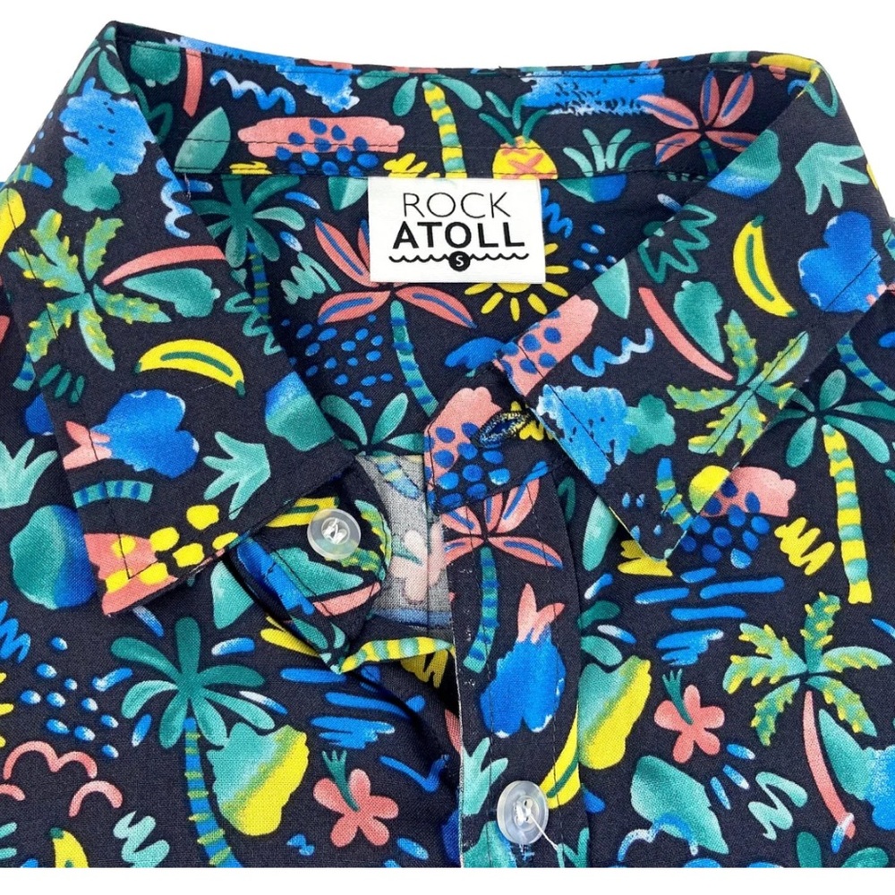 Men’s Casual Fun Button Down Shirt - Picture 3 of 5